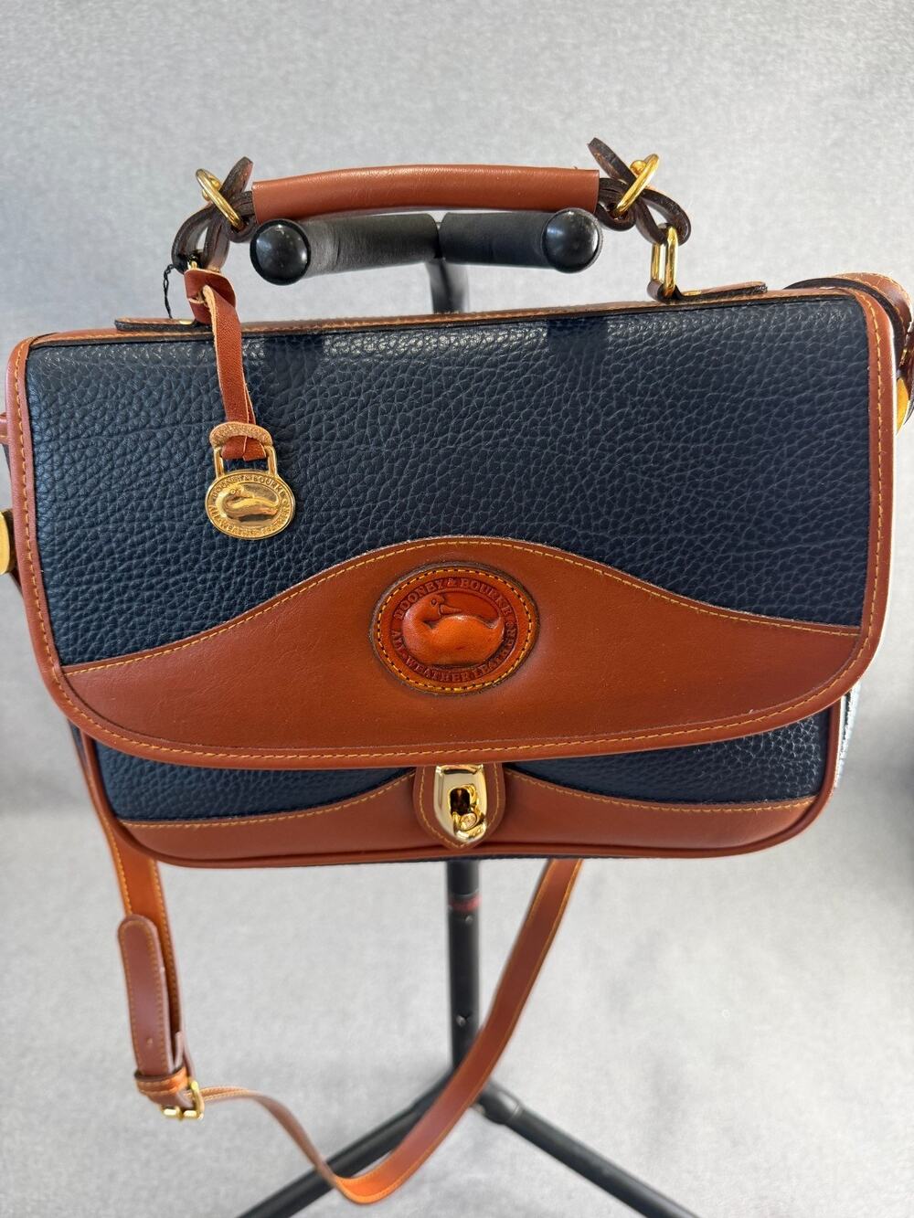 Vintage Dooney & Bourke Purse Navy & British Tan Carrier messenger Top Handle